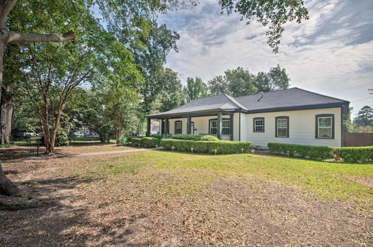 Modern Greenwood Studio Less Than 1 Mi To Downtown! Bagian luar foto