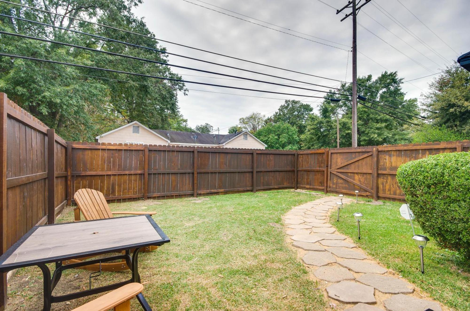 Modern Greenwood Studio Less Than 1 Mi To Downtown! Bagian luar foto